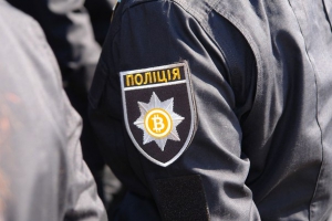 В Ровно полицейские майнили на работе
