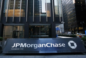На JPMorgan Chase подали в суд за огромные комиссии за торговлю криптовалютой